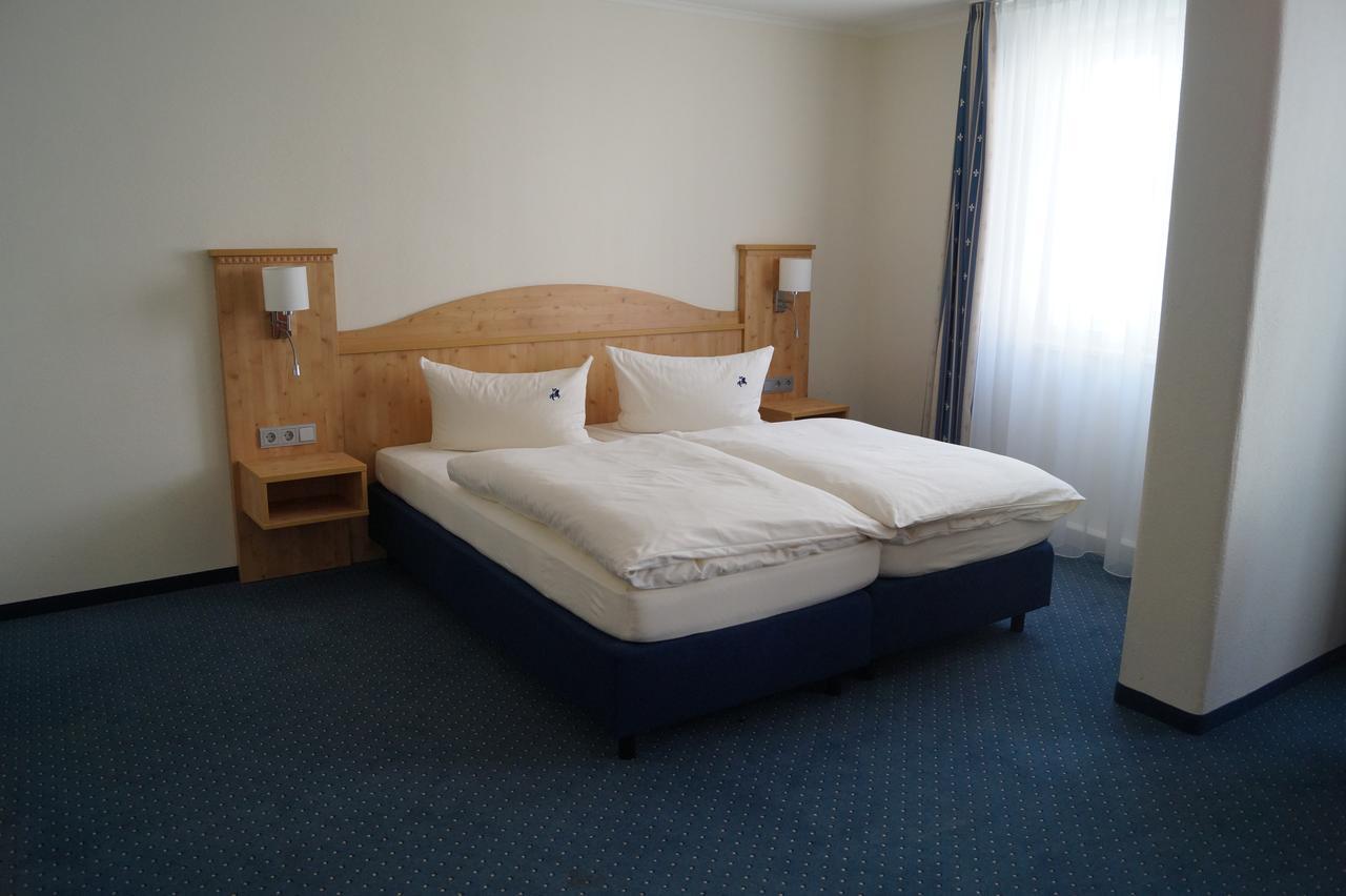 Hotel Zur Post Trostberg エクステリア 写真